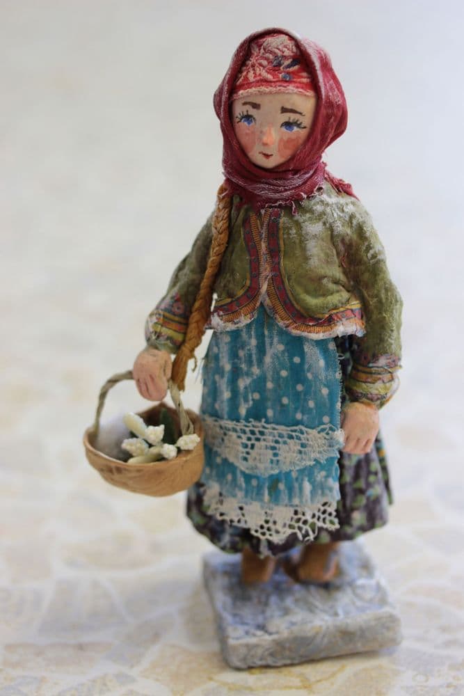 Самарина Арина 13 лет, папье-маше, "Настенька", преп. Гоголева О.Д., Диплом I степени;